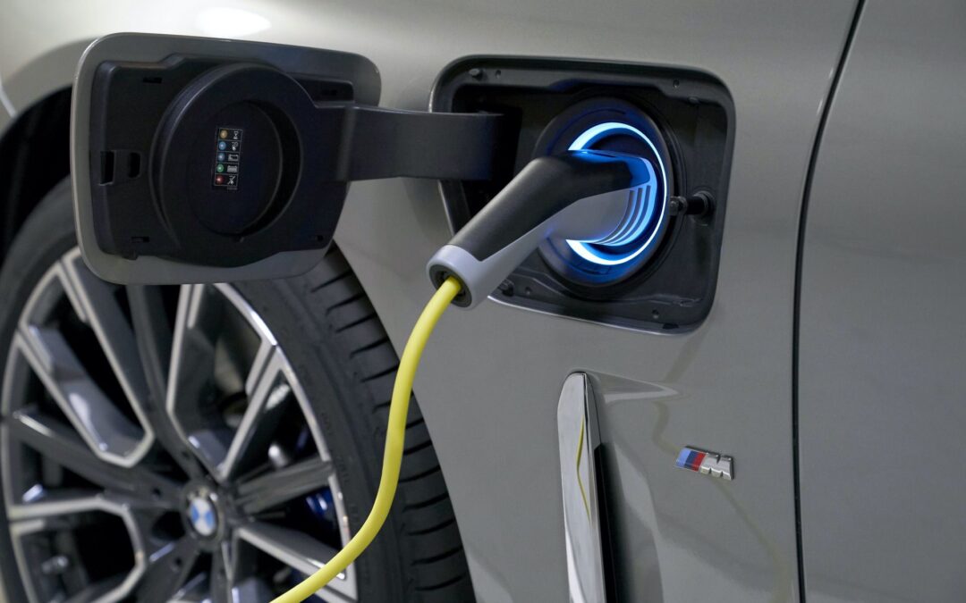 How to Charge your Hybrid Car with Renewable Energy?